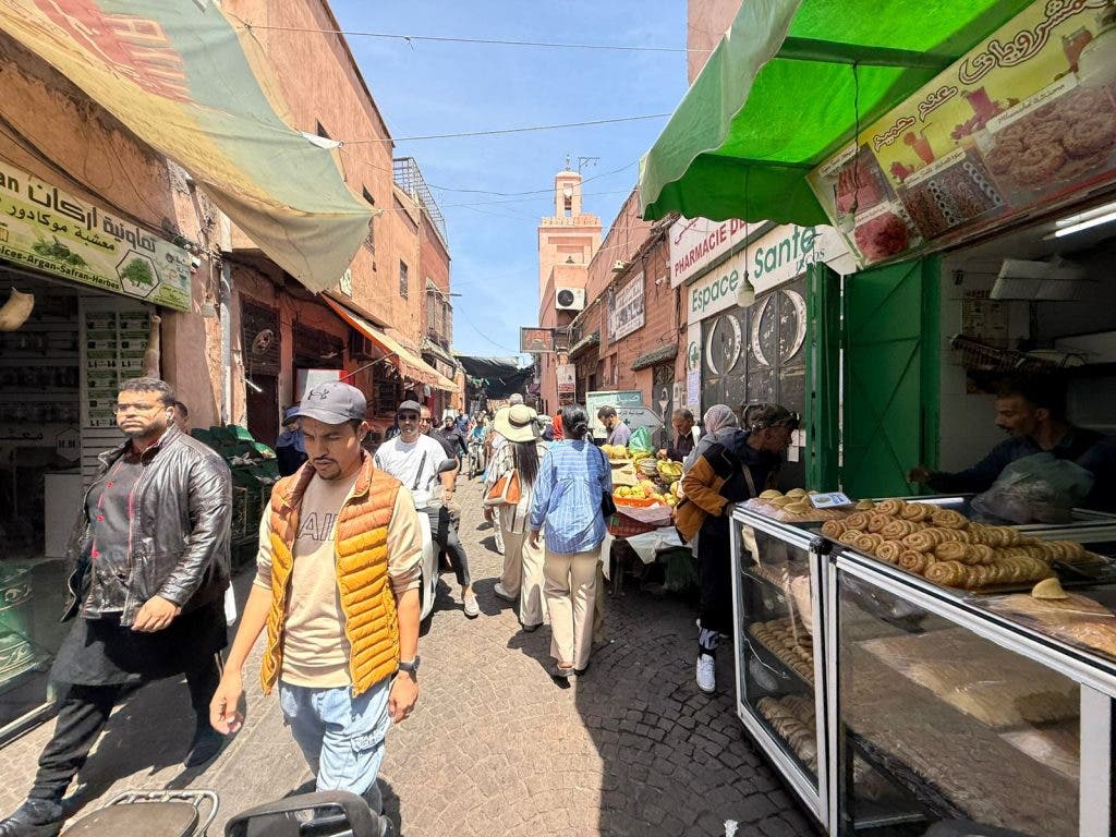 صور توثق الفوضى عارمة بحي "درب ضباشي" بمراكش 16 صور توثق الفوضى عارمة بحي "درب ضباشي" بمراكش