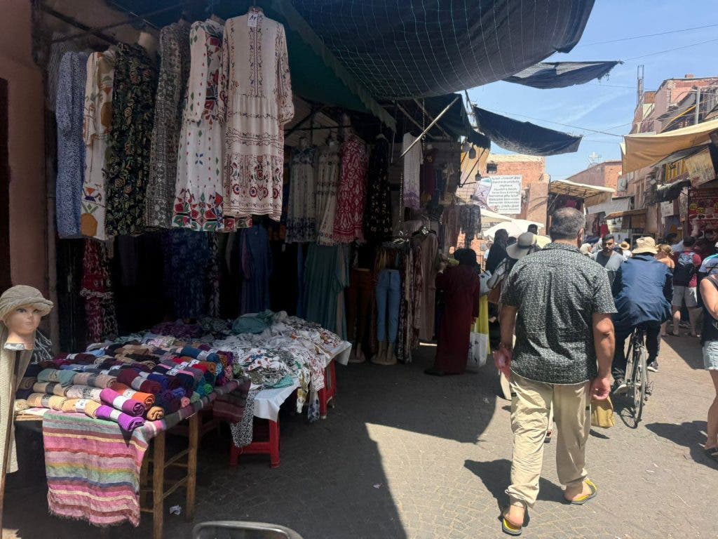 صور توثق الفوضى عارمة بحي "درب ضباشي" بمراكش 14 صور توثق الفوضى عارمة بحي "درب ضباشي" بمراكش