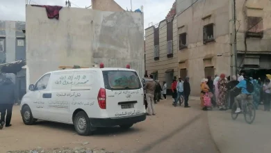 الخميسات.. العثور على جثة شاب في ظروف غامضة فوق سطح منزل بحي الرتاحة (صور)