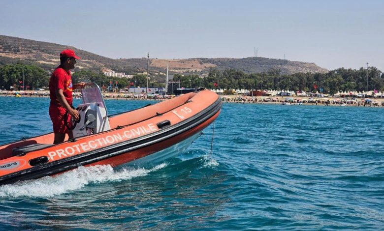 شاطئ السعيدية يلفظ جثة خمسيني يُشتبه في كونها لمهاجر سري