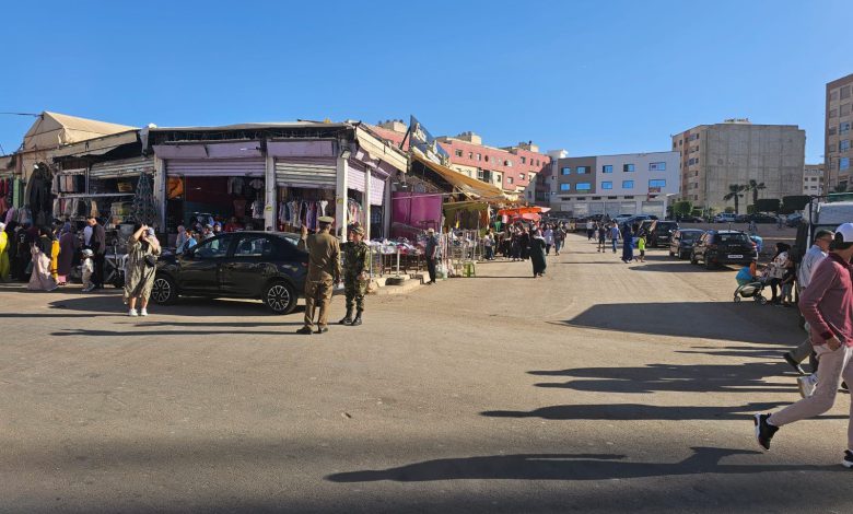 قبضة حازمة في مكناس.. القائدة تُحرر سوق مبروكة وتعيد النظام للشارع العام