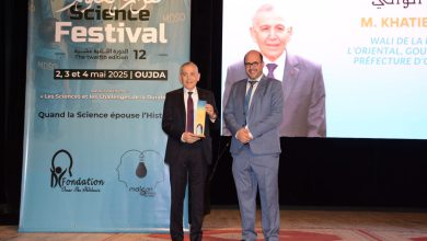 وجدة.. مهرجان العلوم يحتفي بخريجي ثانوية عمر بن عبد العزيز ويكرّم مواهب الذكاء الاصطناعي