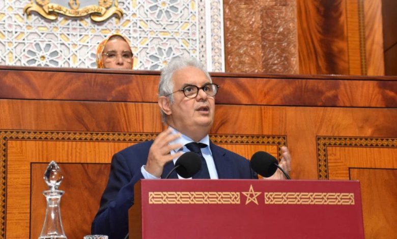 غياب نزار بركة عن البرلمان يُفجّر جدلاً واسعًا واستياء داخل القبة التشريعية
