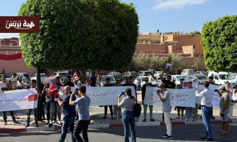 مراكش تخلق الاستثناء.. انتفاضة عمال مقاهي الشيشا(صور)